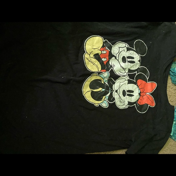 Clothes - Picture 14 of 16